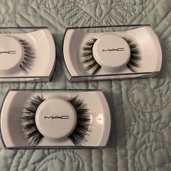 Make Up and Skin Care Goodies #9 - Picture 2 of 7